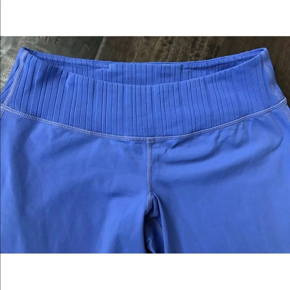 🍋 Lululemon 6 Wide Leg Clam Diggers Bermuda Shorts - Picture 3 of 5